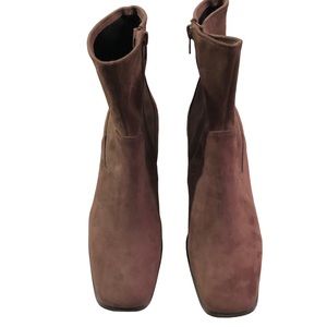 NWT JEFFREY CAMPBELL SUEDE BOOTS WOMENS SIZE 9
